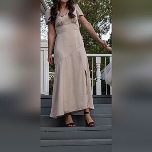 Express Maxi Evening dress Champagne